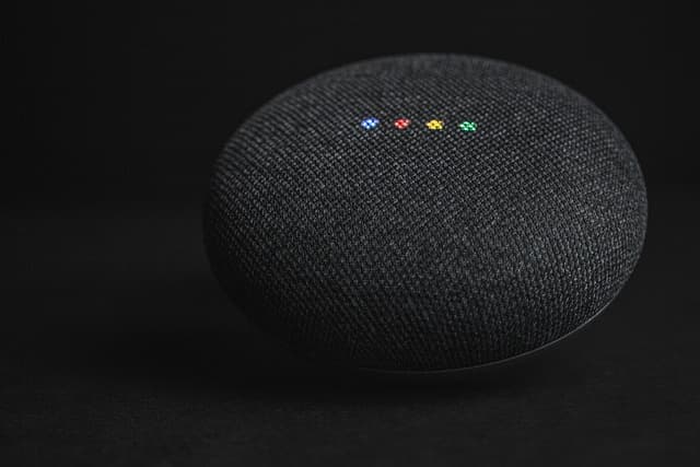 Alexa vs. Google Assistant vs. Siri: Welcher Sprachassistent passt 2026 zu dir?